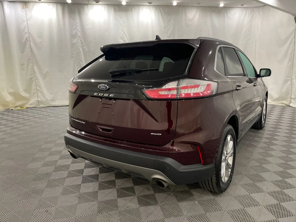 Used 2022 Burgundy Velvet Metallic Tinted Clearcoat Ford Titanium image 5
