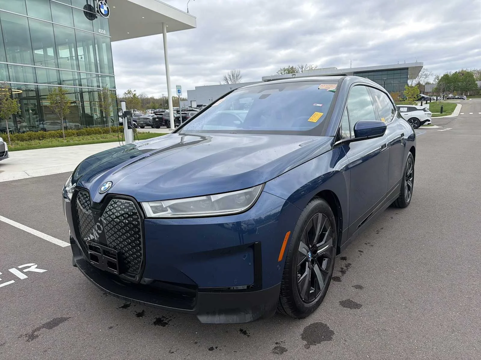 2023 BMW iX