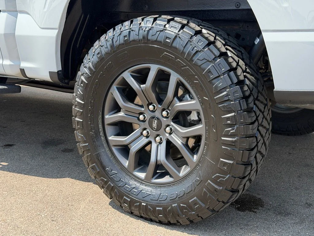 Used 2023 Gray Ford Tremor image 26