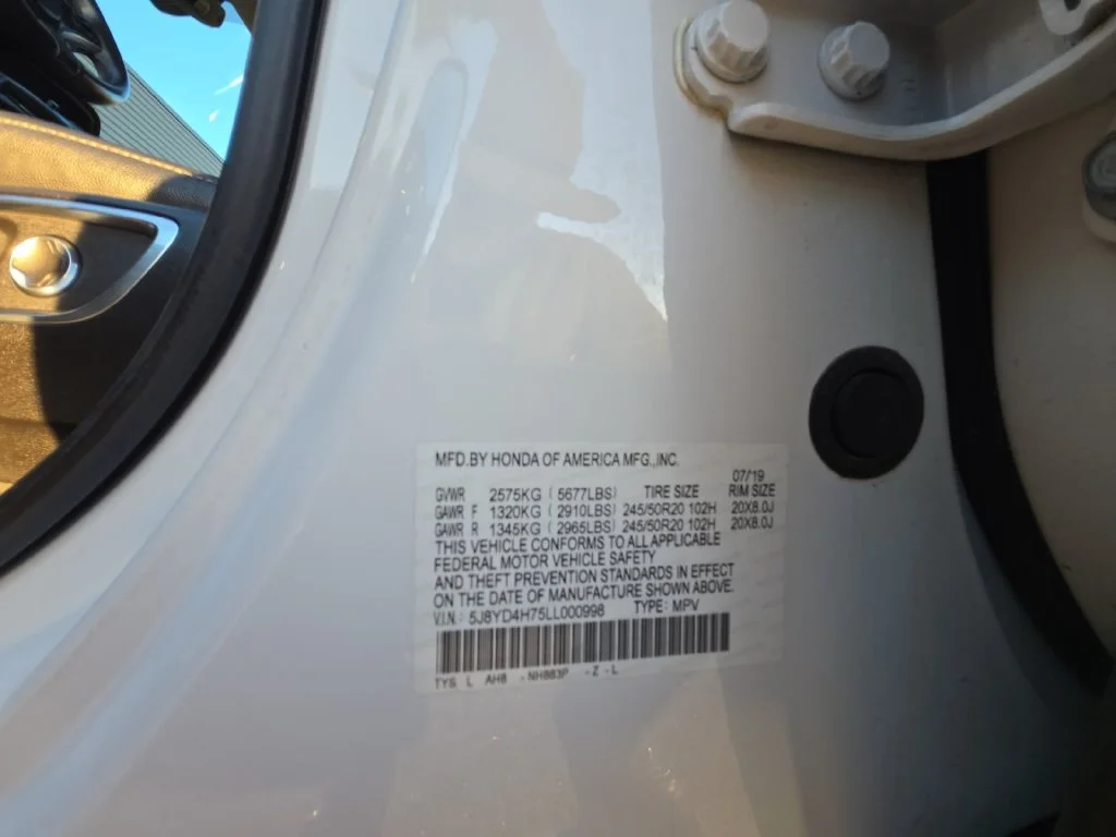 Used 2020 White Acura Technology image 31