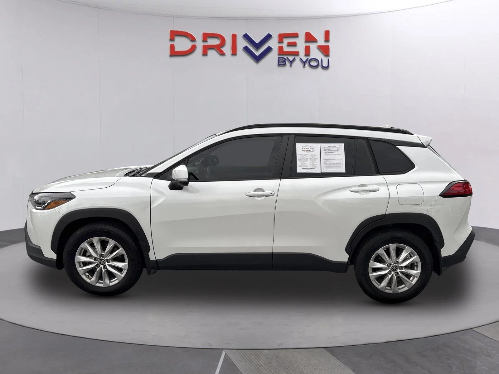 Used 2024 Wind Chill Pearl Toyota LE image 6