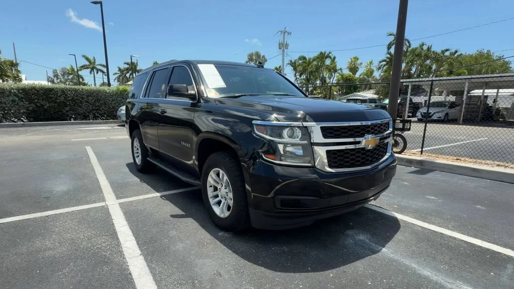 Used 2019 BLACK Chevrolet LT image 2