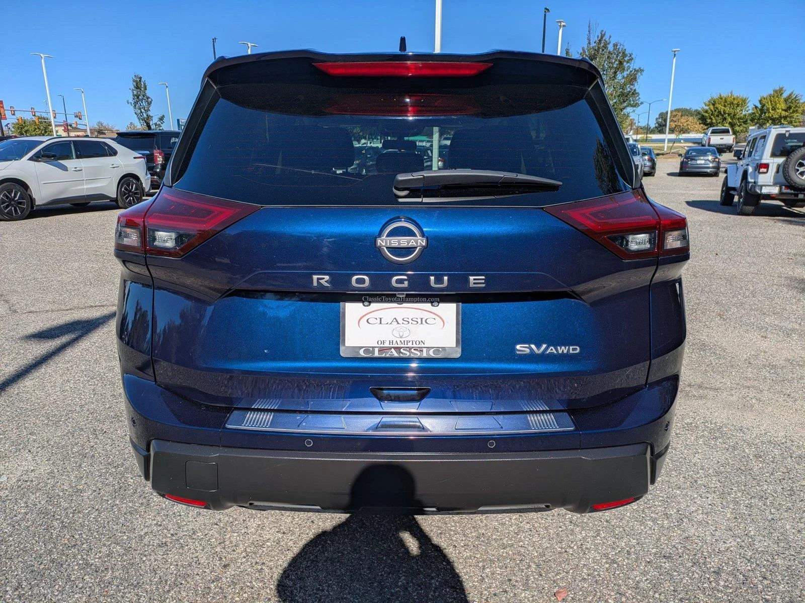 Used 2024 Deep Ocean Blue Pearl Nissan SV image 5