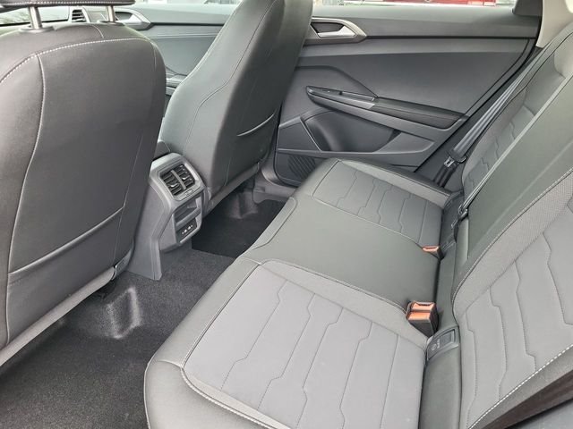 New 2026 Green Volkswagen 1.5T SE Black image 13