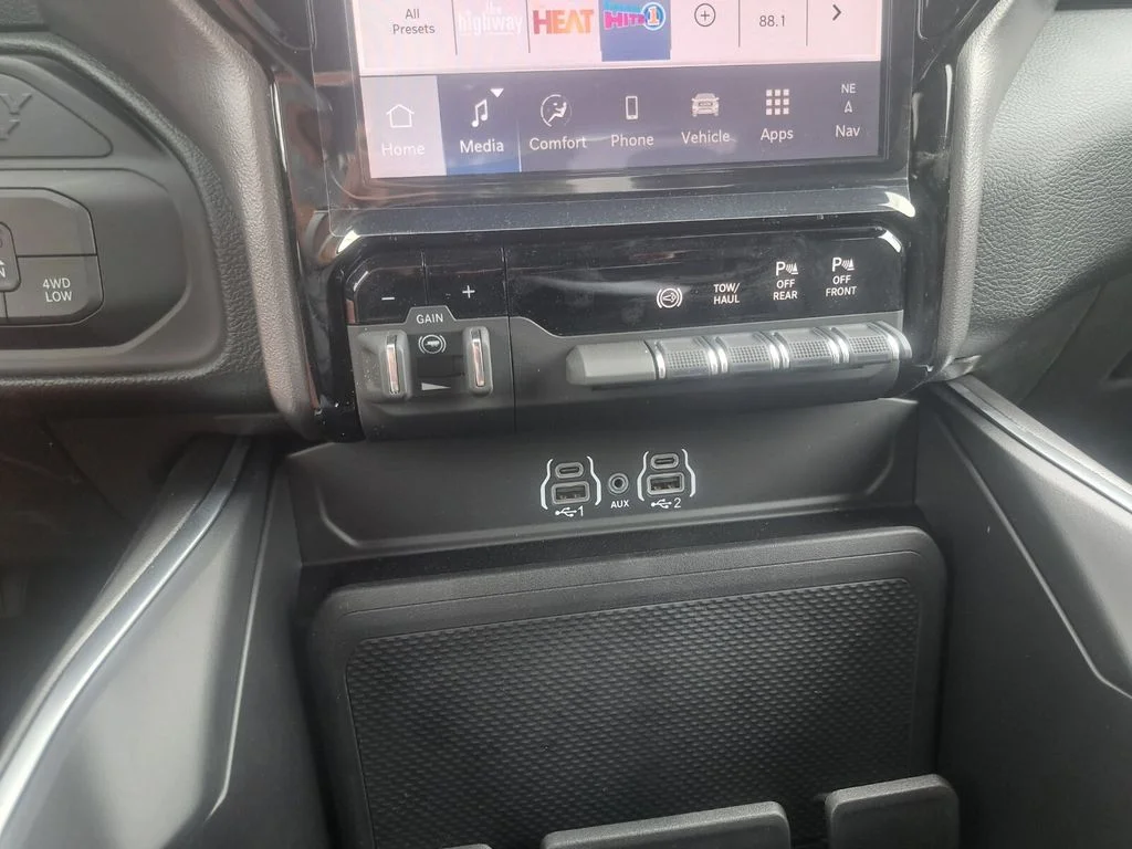 2025 RAM 2500 Big Horn - Photo 17