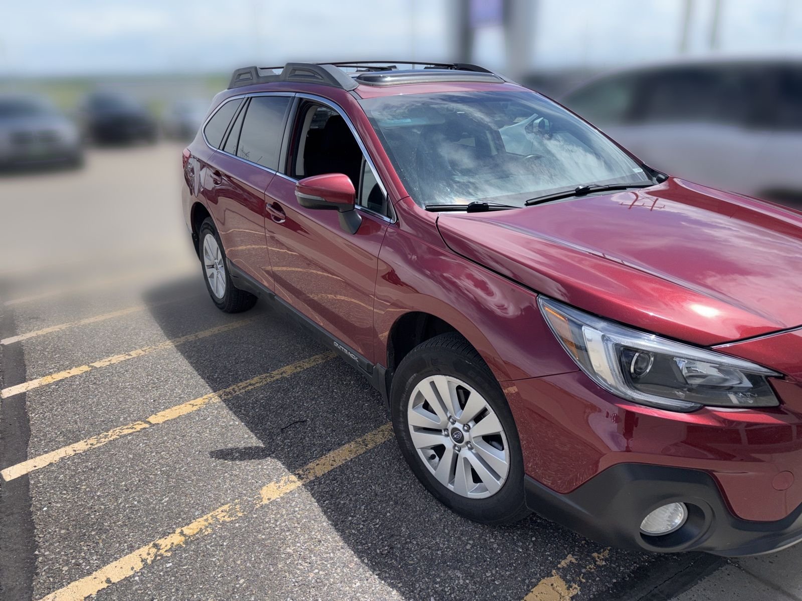 Used 2018 Red Subaru 2.5i Premium image 4