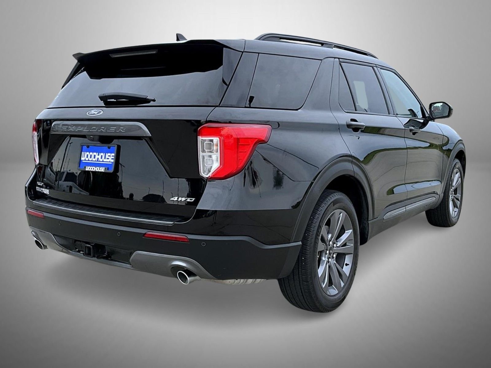 Used 2023 Black Ford XLT image 5