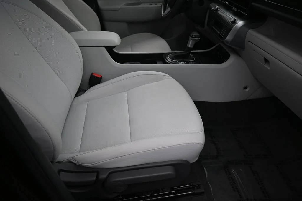 Used 2026 Abyss Black Pearl Hyundai SEL Sport image 41