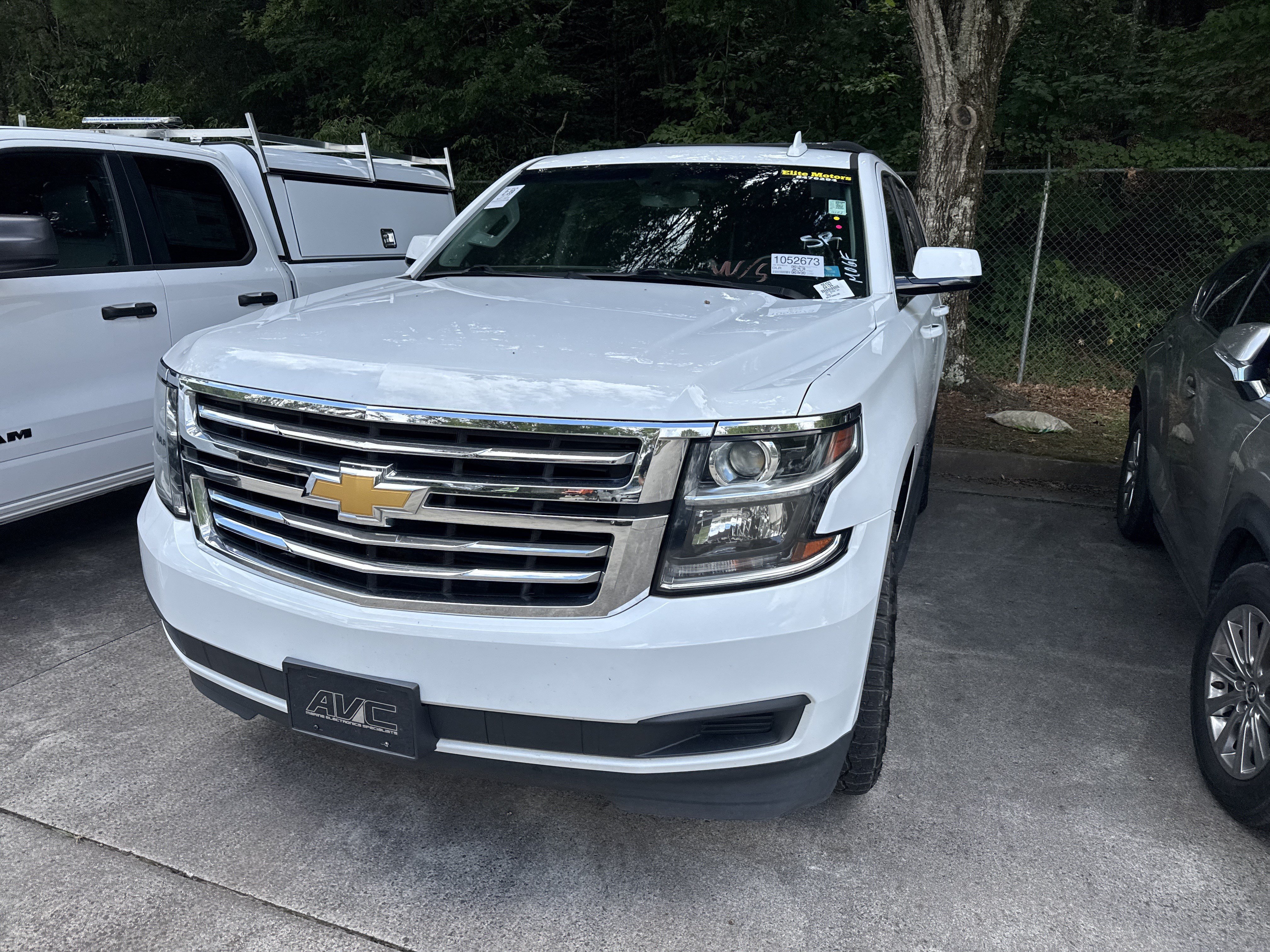 Used 2019 Summit White Chevrolet LS image 6