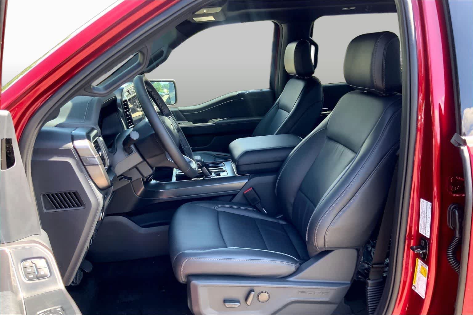 New 2026 Ruby Red Metallic Tinted Clearcoat Ford Lariat® image 13