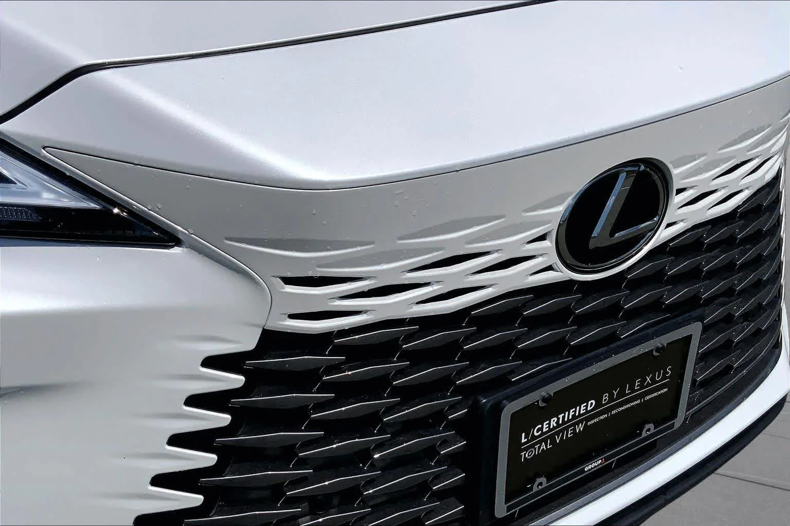 Certified Used 2025 EMINENT WHITE PEARL Lexus Premium image 30