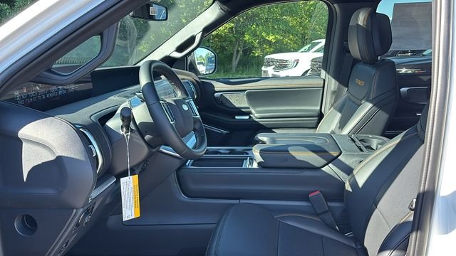 New 2026 Star White Metallic Tri-Coat Ford Tremor image 26