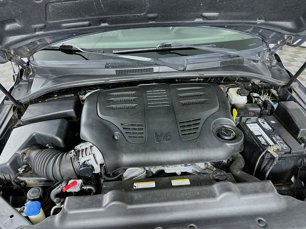 Used 2008 Alpine Gray Kia LX image 27