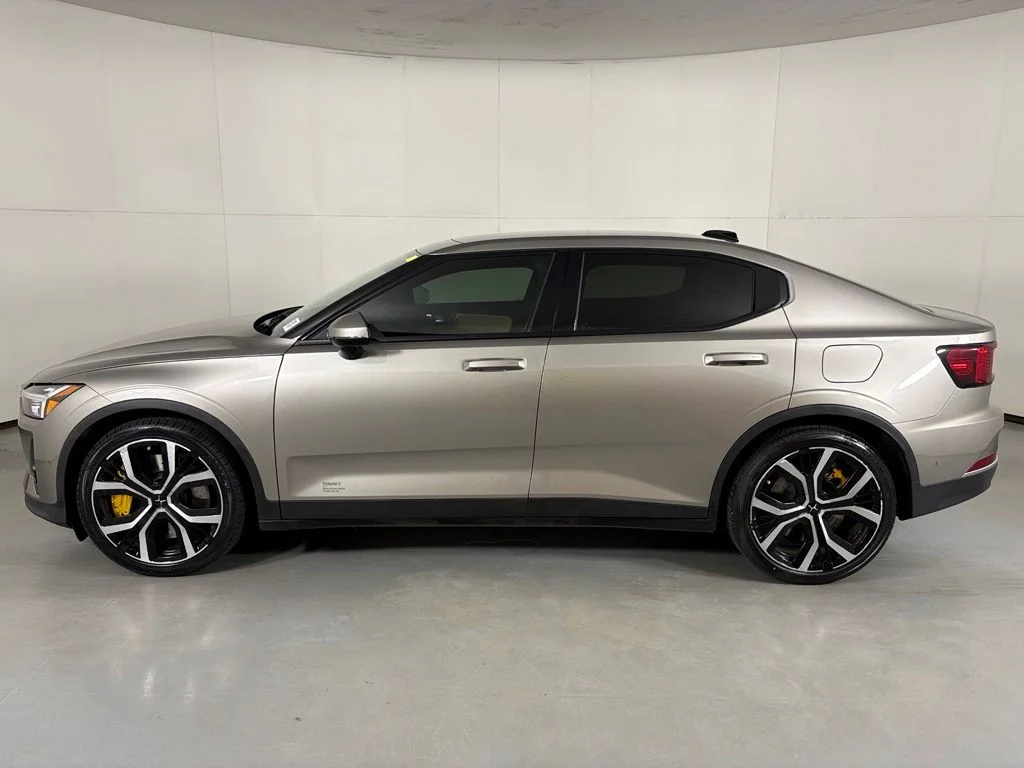 Used 2022 Gold Polestar Long Range Dual Motor image 5