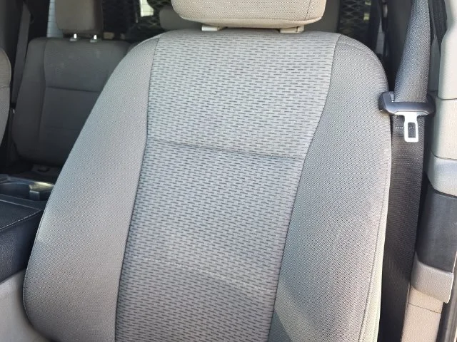 Certified Used 2022 Oxford White Ford XLT image 13