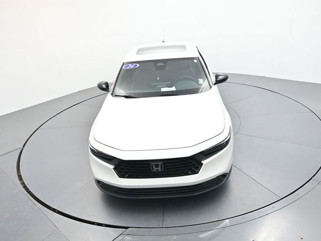 Used 2024  Honda Sport image 36