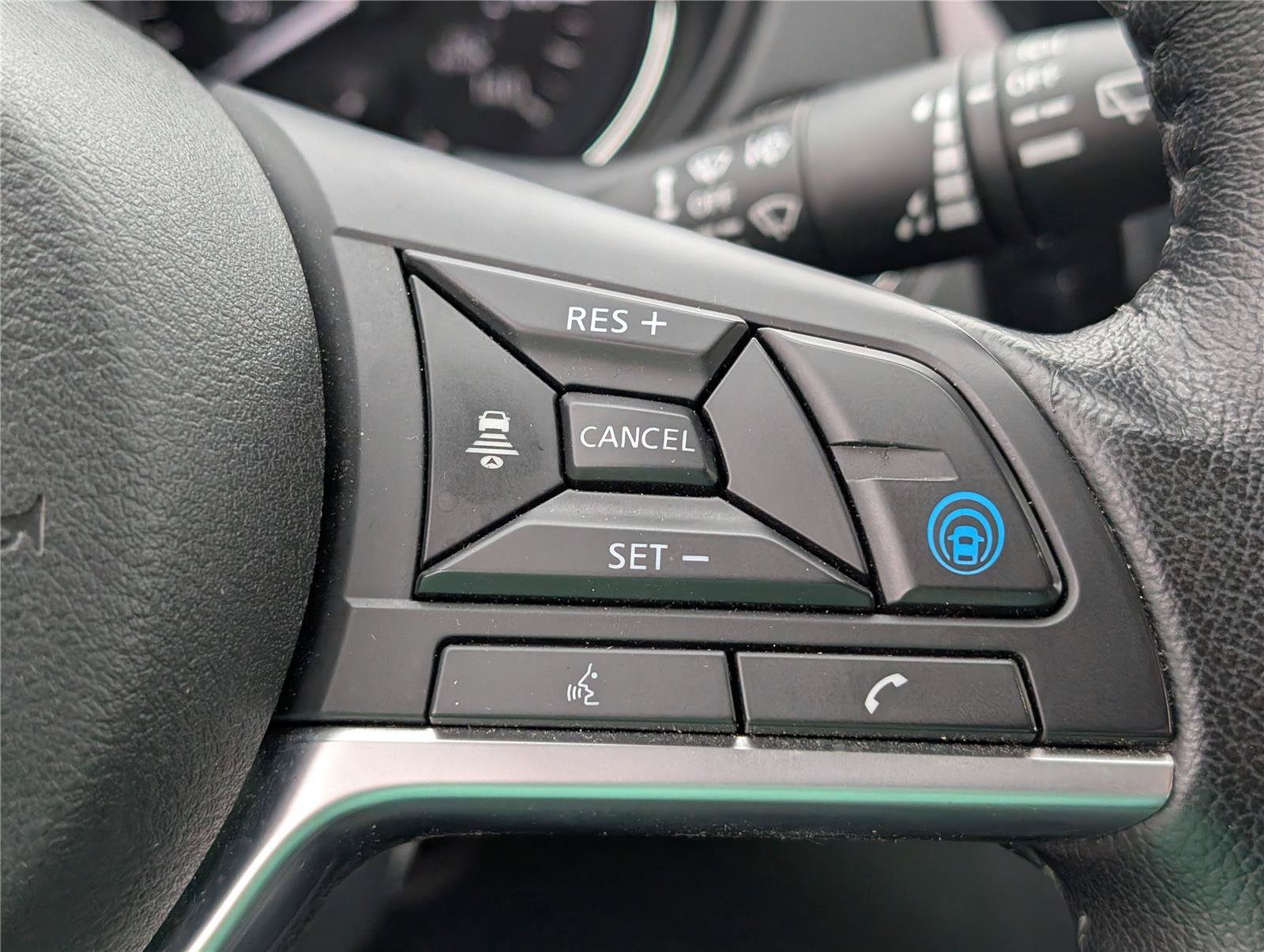 2022 Nissan Rogue Sport SV - Photo 18