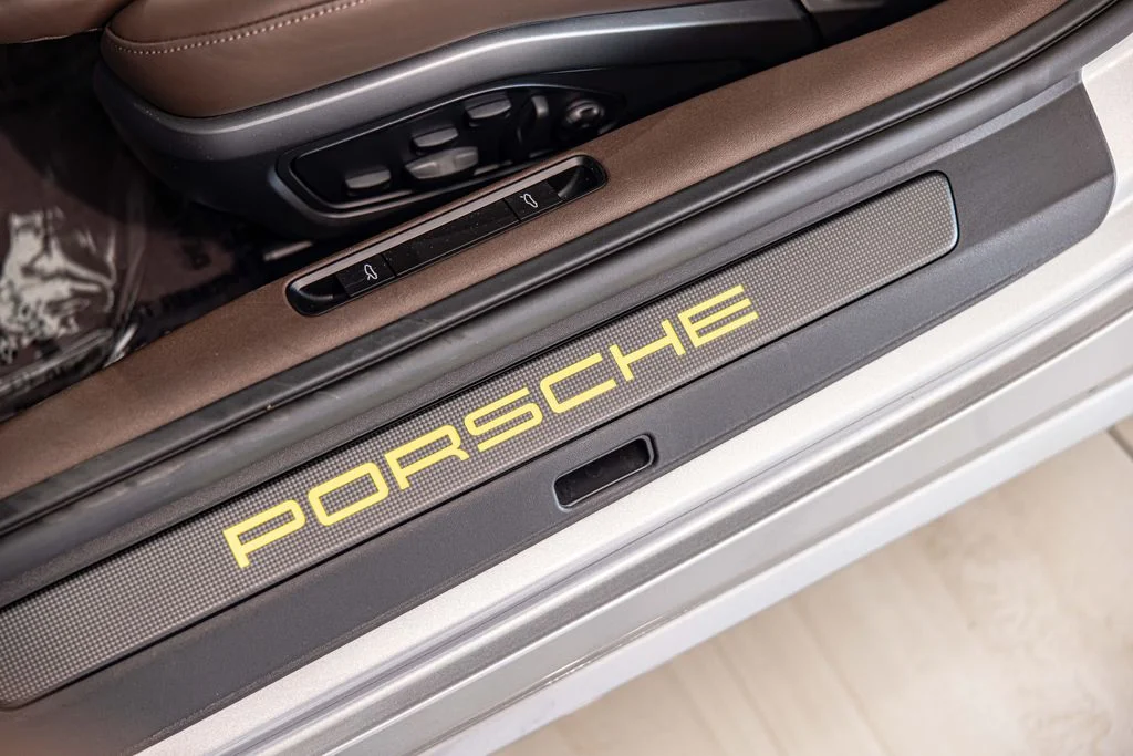 Used 2025 Silver Porsche Turbo S image 18
