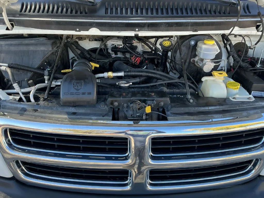 Used 2000 White Dodge Base image 20