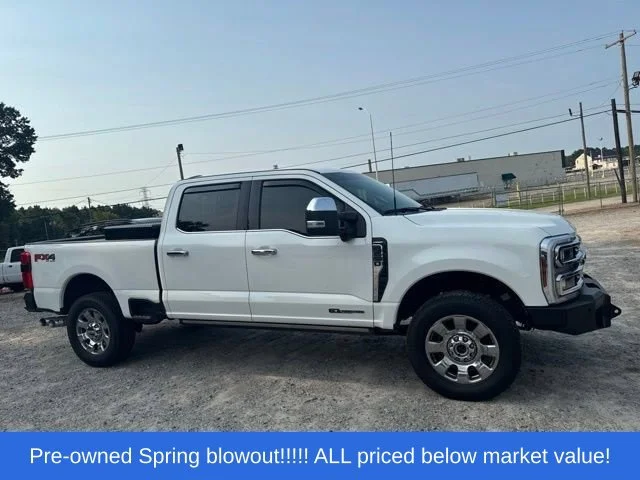 Used 2024 White Ford Lariat image 4