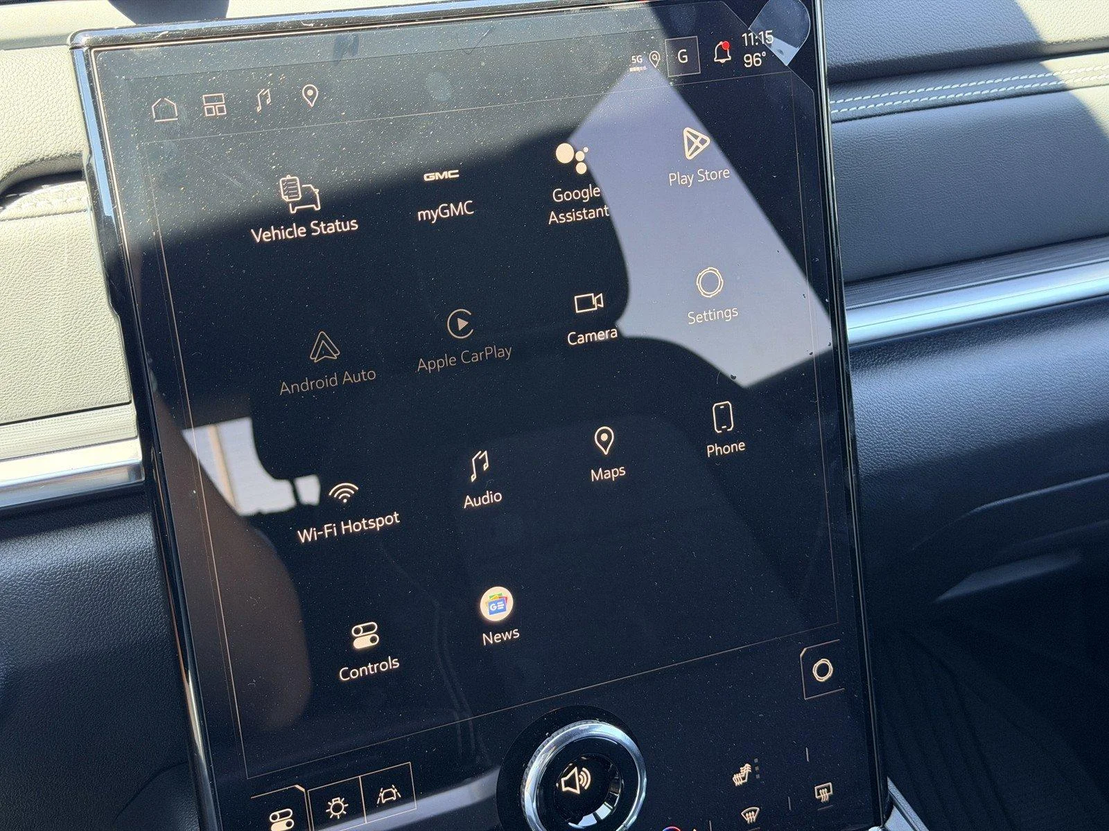New 2026 Summit White GMC Elevation image 20