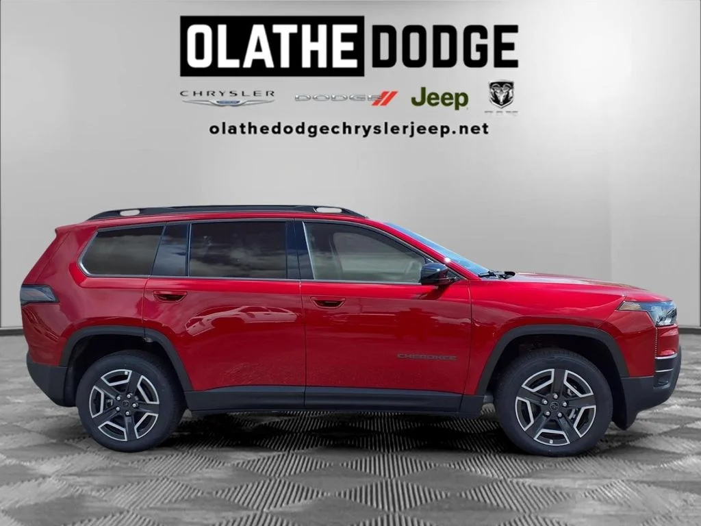 New 2026 Red Hot Pearl-Coat Exterior Paint Jeep Laredo image 28