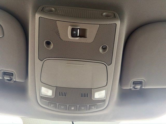 Used 2015 Ingot Silver Metallic Ford Lariat image 29