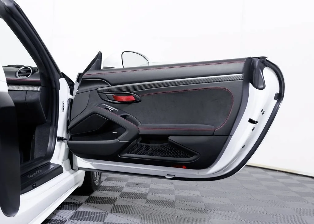 2025 Porsche 718 Spyder RS - Photo 24