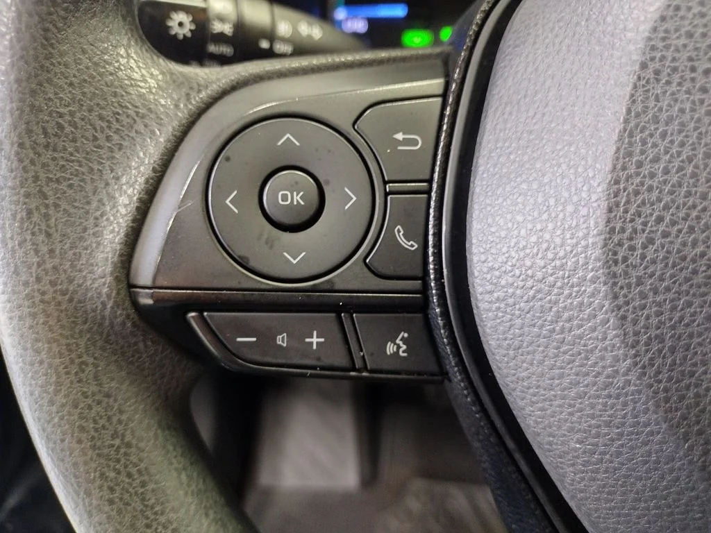 Used 2019 Blue Toyota XLE image 31