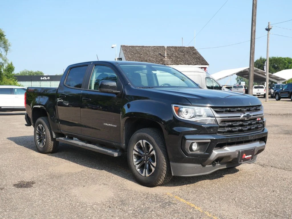 Certified Used 2022 Black Chevrolet Z71 image 1