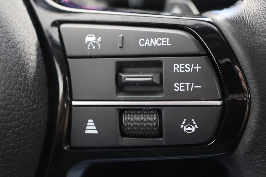 Used 2024  Honda Touring image 12