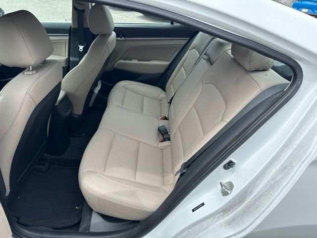 2017 Hyundai Elantra Limited - Photo 17
