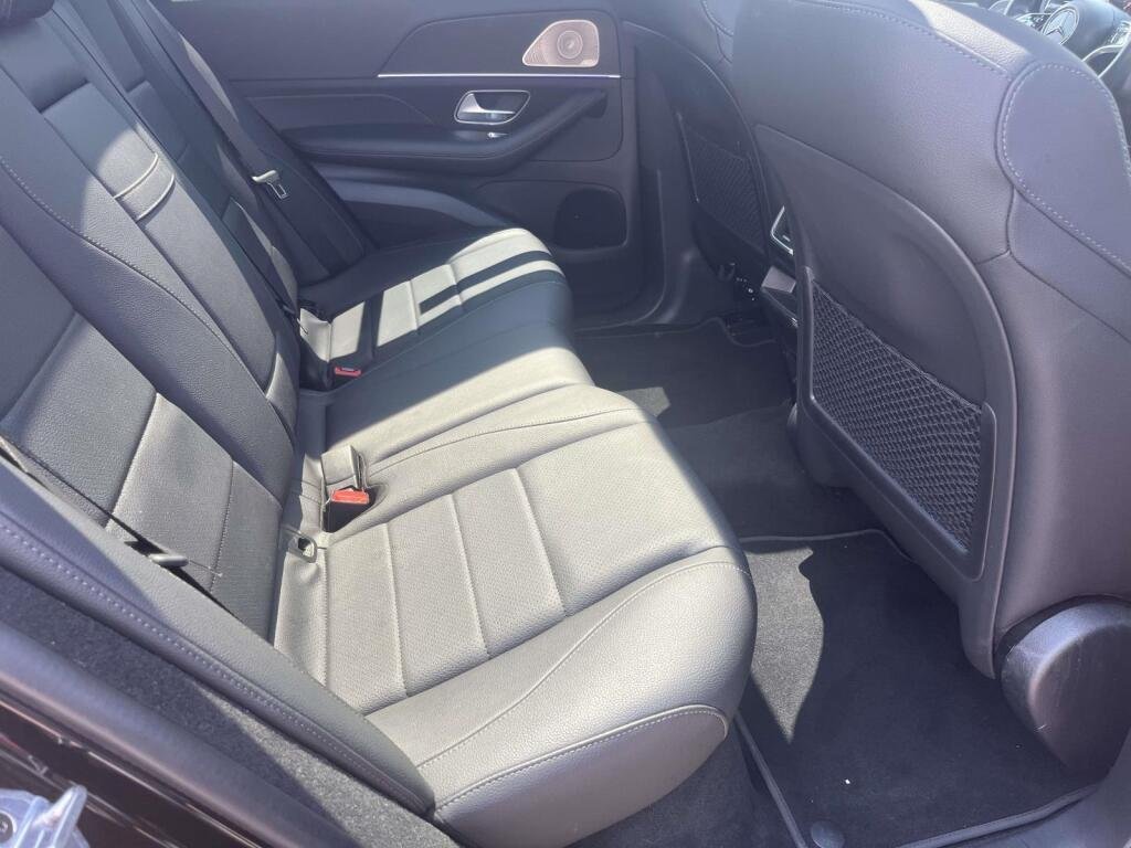 Certified Used 2025 Obsidian Black Metallic Mercedes-Benz GLE 350 image 21