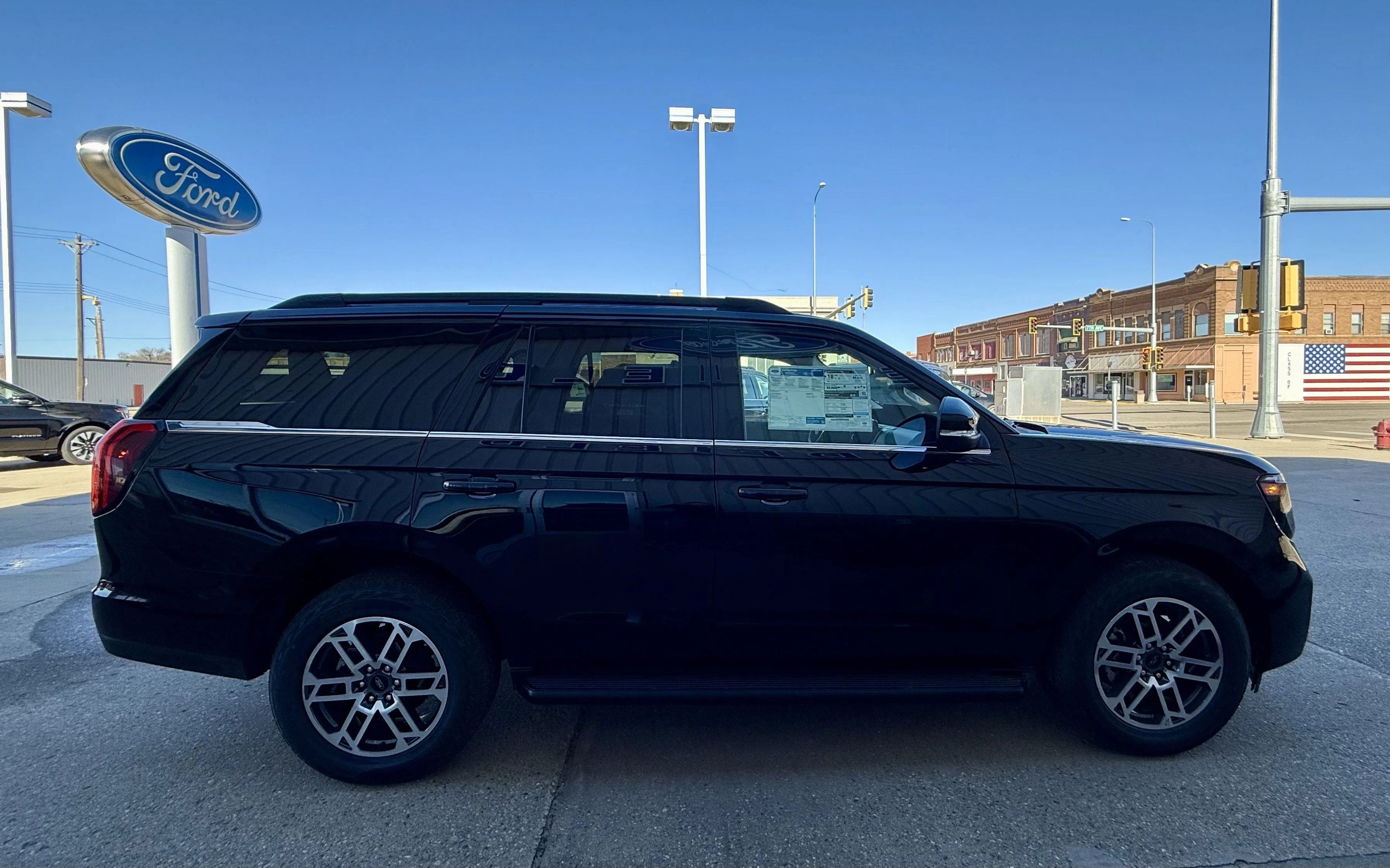 2025 Ford Expedition Active - Photo 6