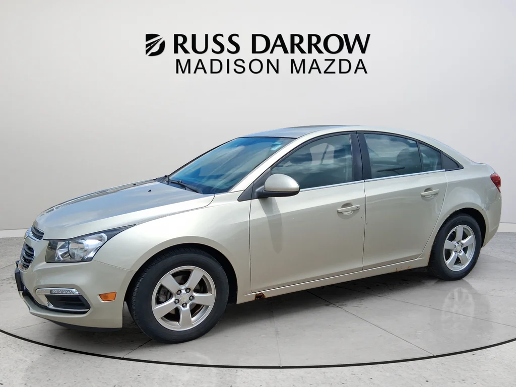 Used 2015 Gold Chevrolet 1LT image 1