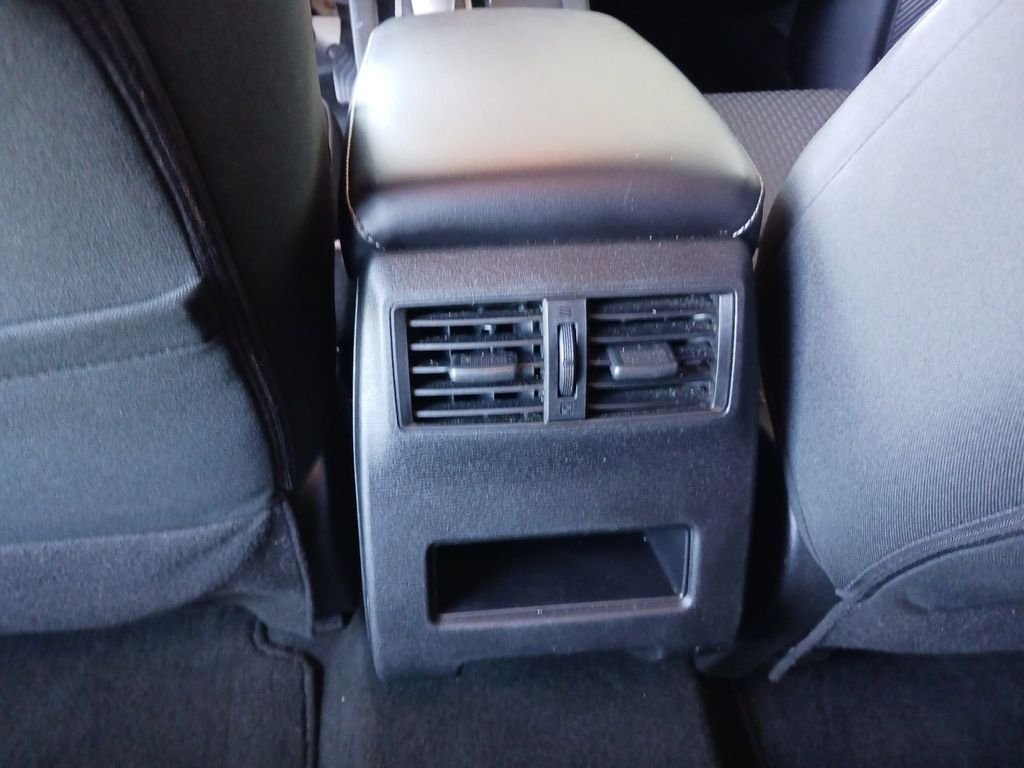 Used 2022 Red Mitsubishi ES image 22