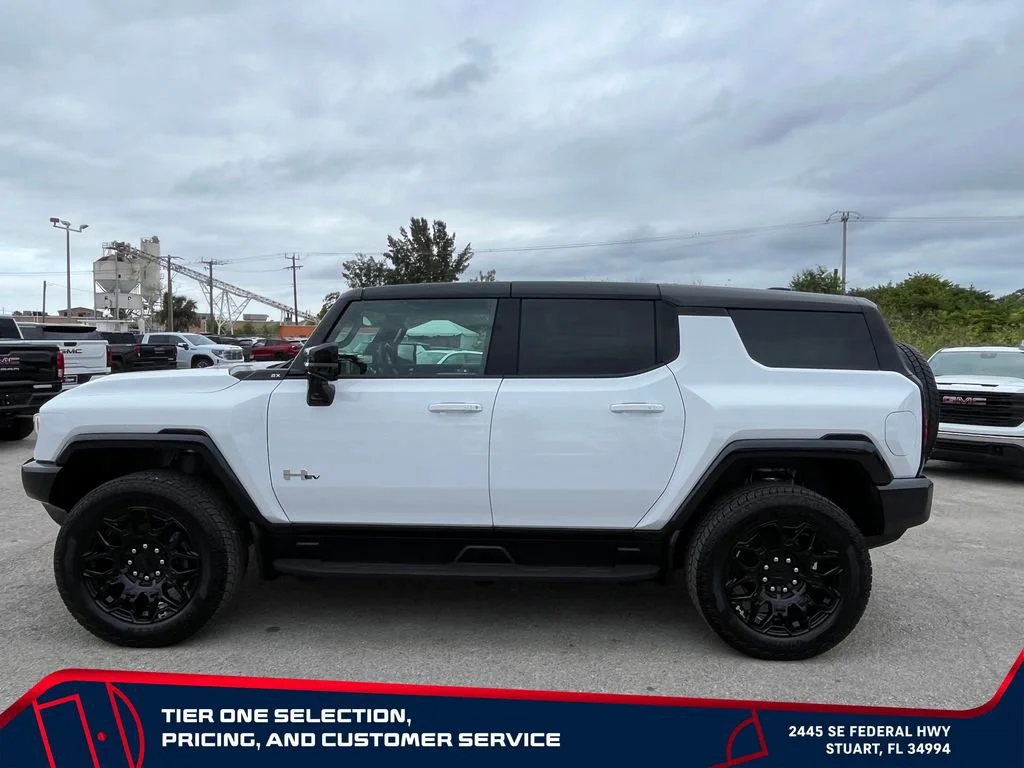 New 2026 Interstellar White GMC 2X image 4