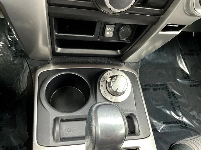 Used 2019 Silver Toyota SR5 image 16