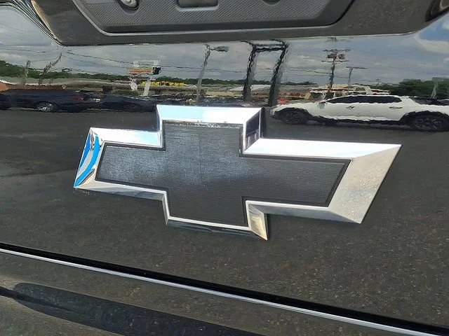 Used 2023 Black Chevrolet RST image 33