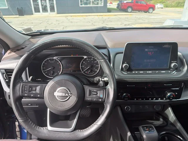 Used 2023 Blue Nissan SV image 18