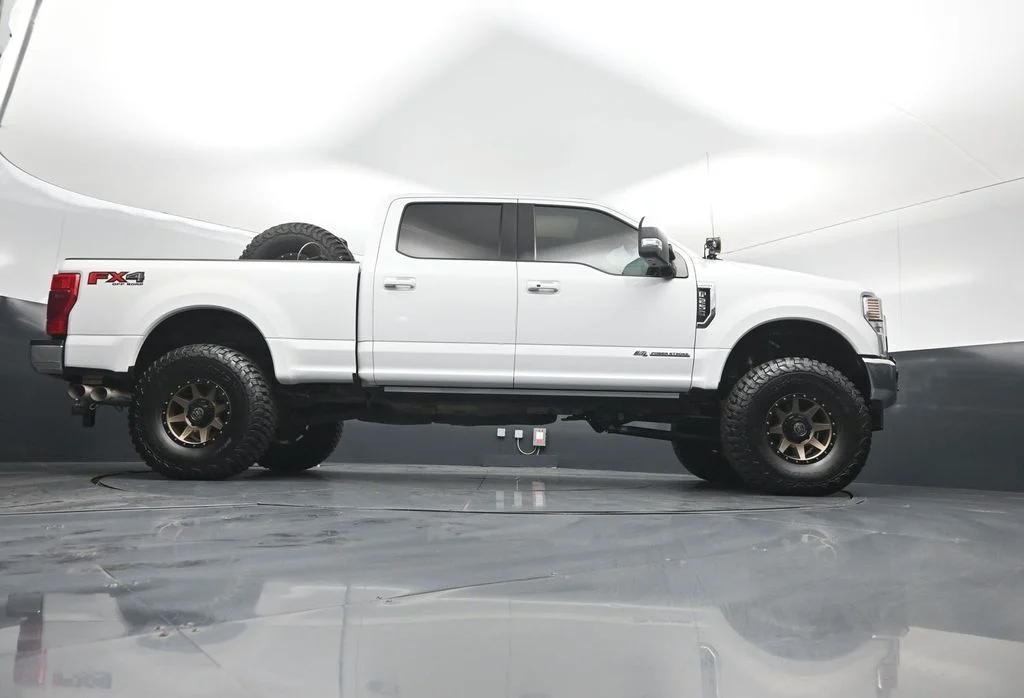 Used 2021 White Ford Lariat image 44