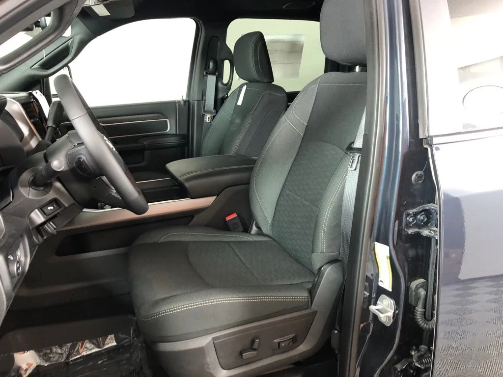 2026 RAM 2500 Big Horn - Photo 12