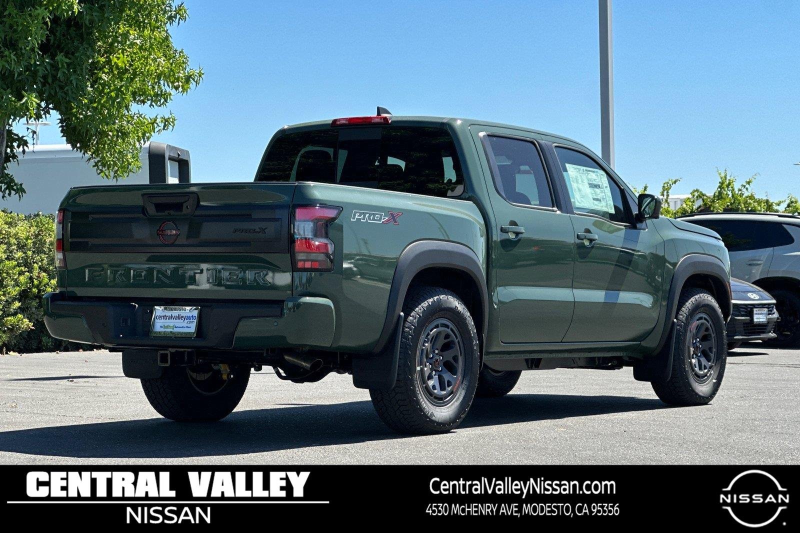 New 2026 Tactical Green Metallic Nissan PRO-X image 4