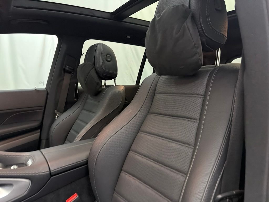 Certified Used 2025 Black Mercedes-Benz GLS 580 image 13