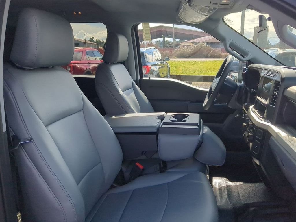 2024 Ford F-450 Super Duty Chassis Cab XL - Photo 55
