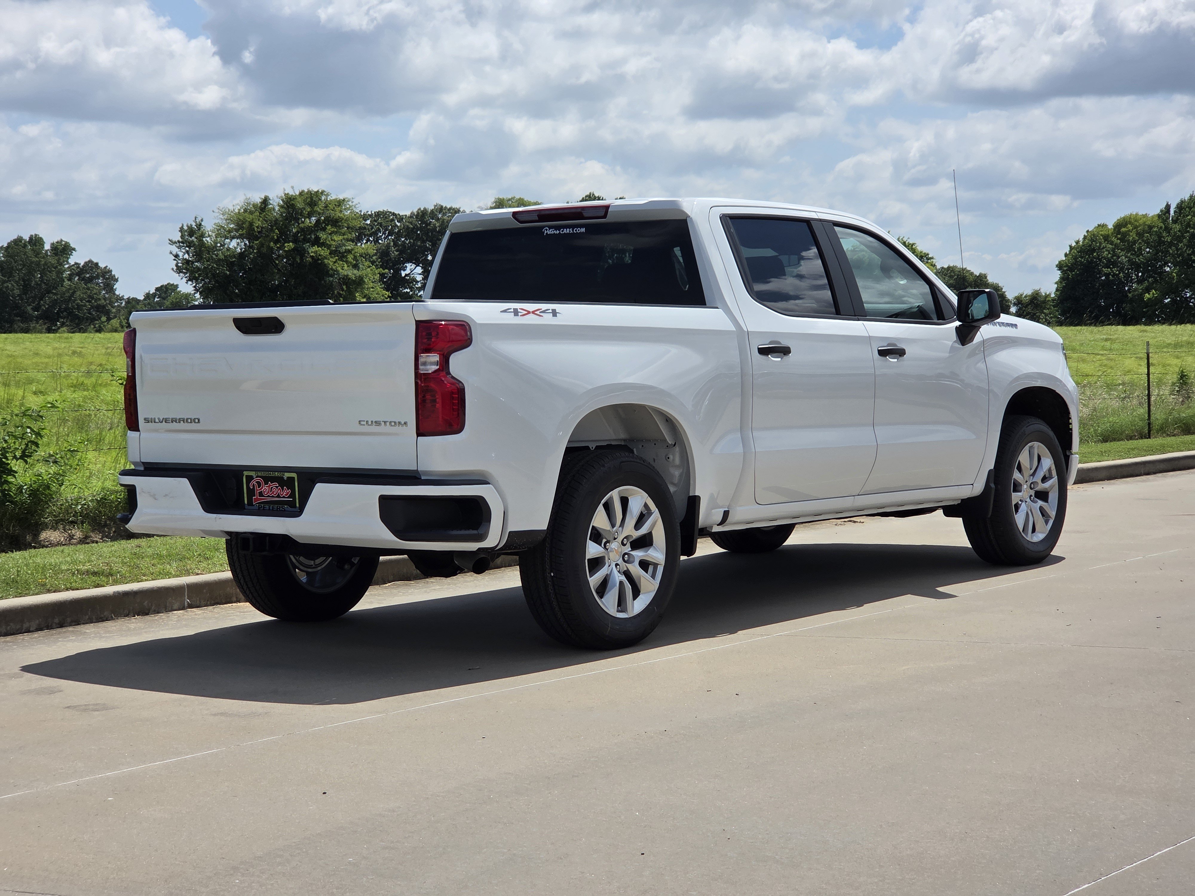 New 2026 Summit White Chevrolet Custom image 3