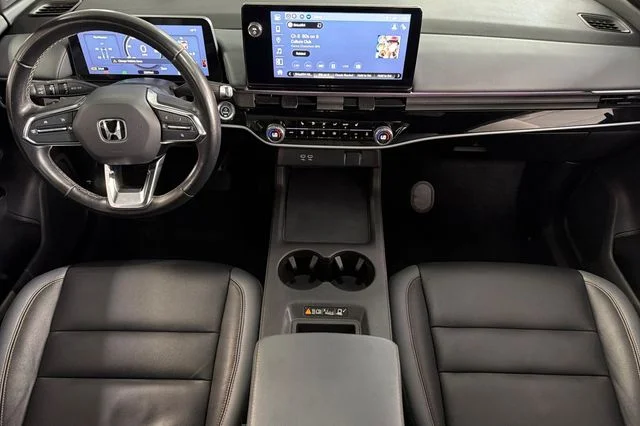 Used 2024 North Shore Pearl Honda Touring image 19