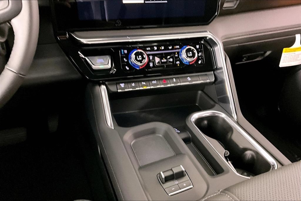 2026 GMC Sierra 3500HD Denali - Photo 6