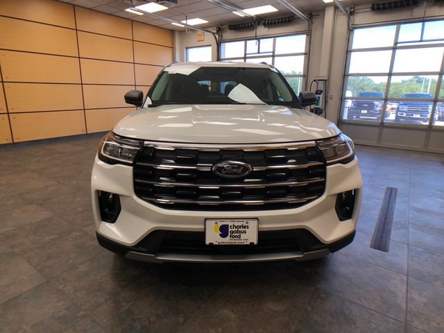 New 2026 Star White Metallic Tri-Coat Ford Active image 2