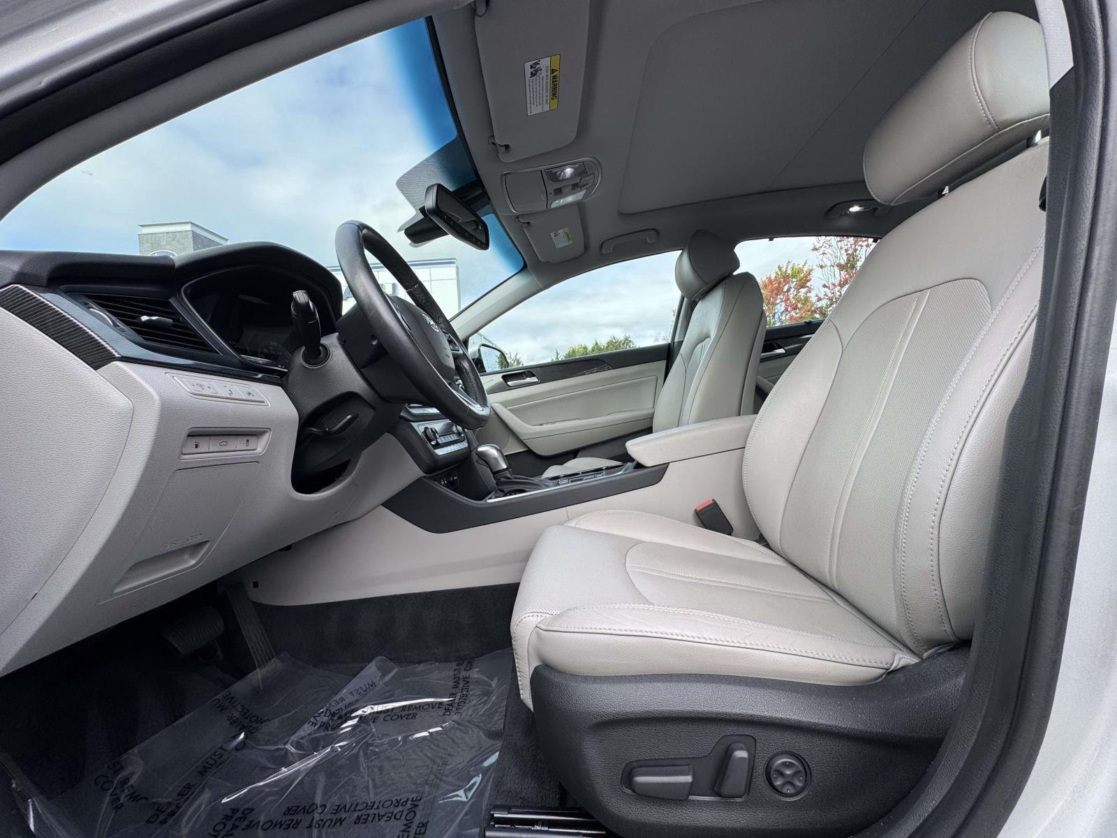 Used 2019 Symphony Silver Hyundai Limited image 13